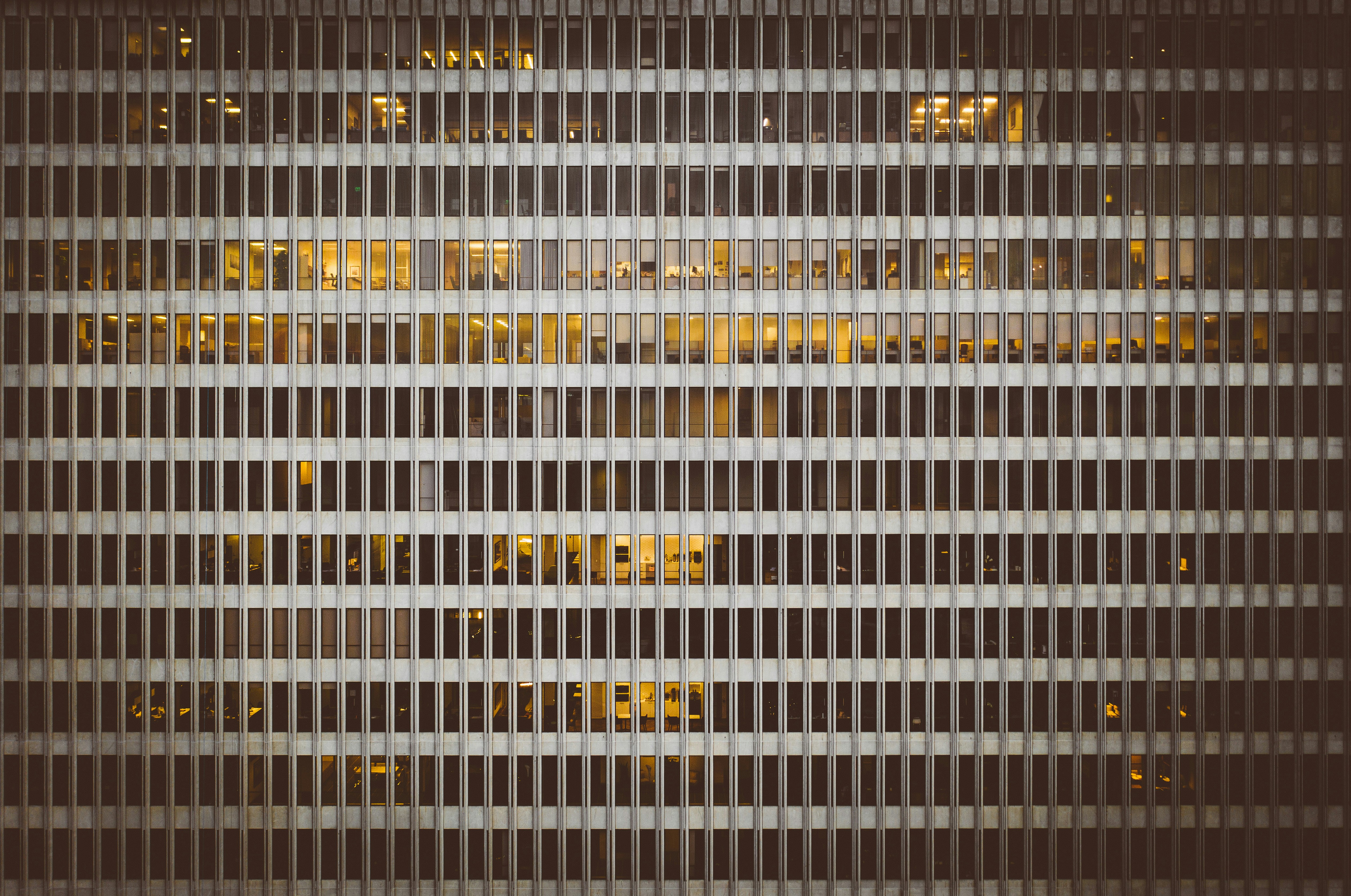 코어 근육 강화하는 필라테스 루틴 (초보 가능)