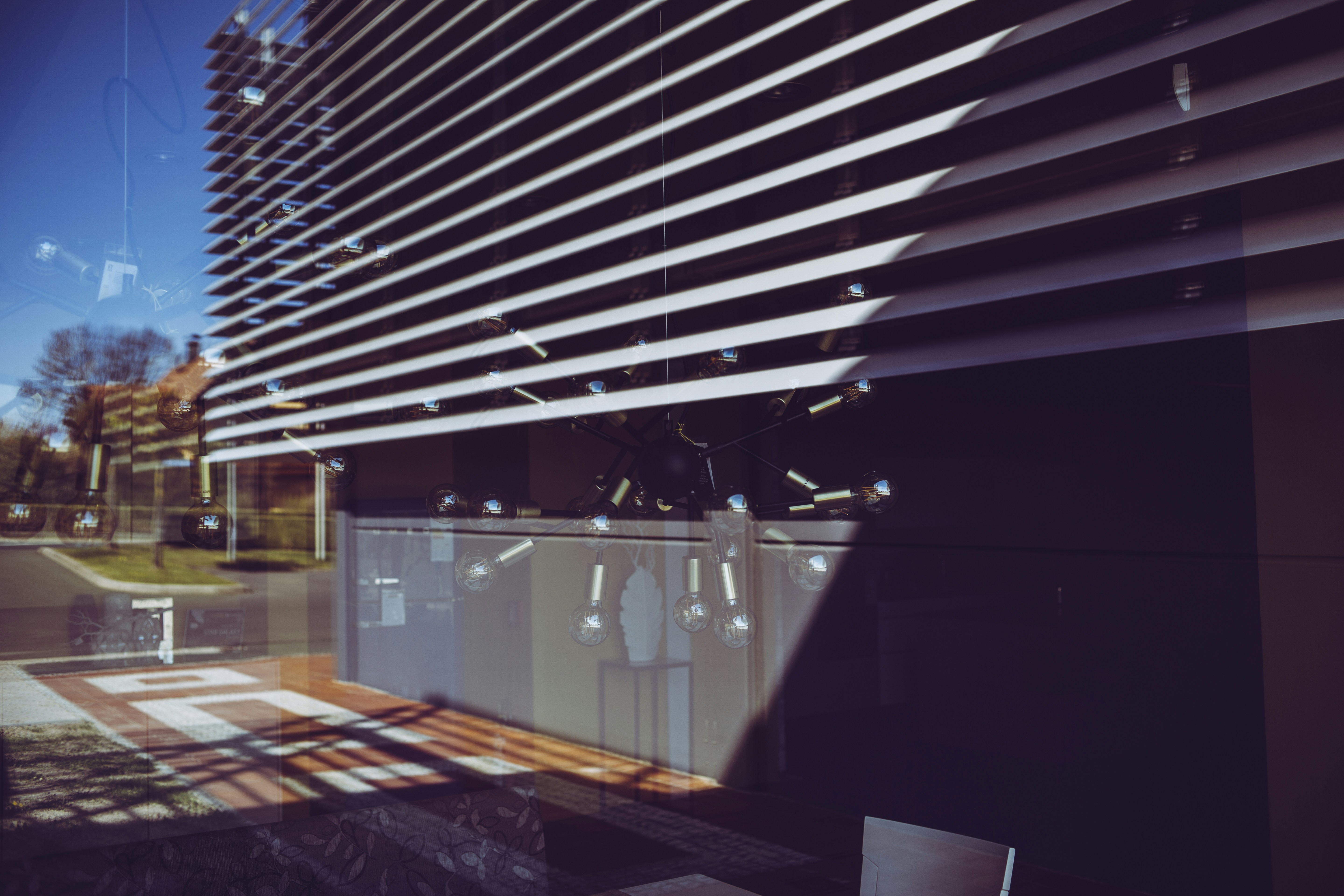 Photo by markusspiske