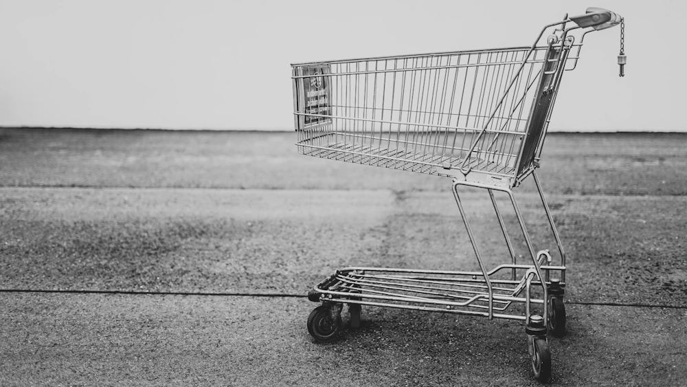 Online shopping and e-commerce marketplace experience