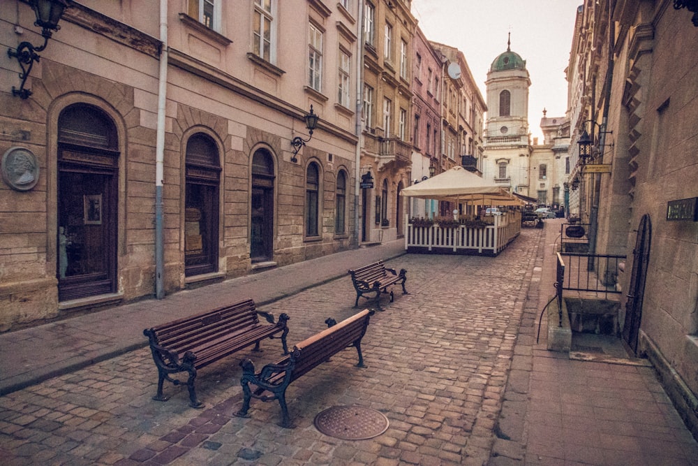 empty benches on alleyway