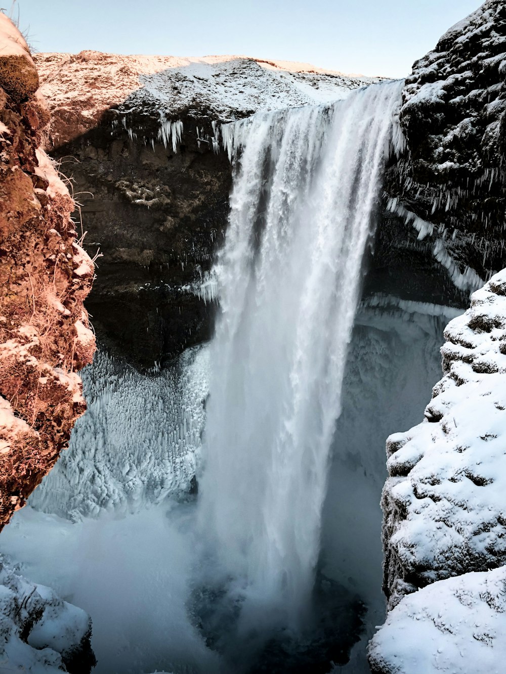 waterfalls at daytime