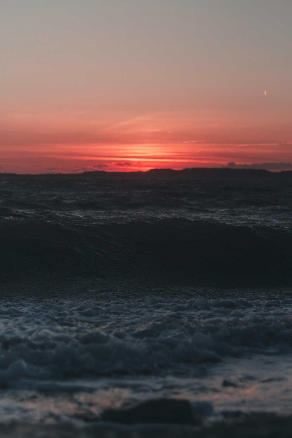 sea waves during golden hour