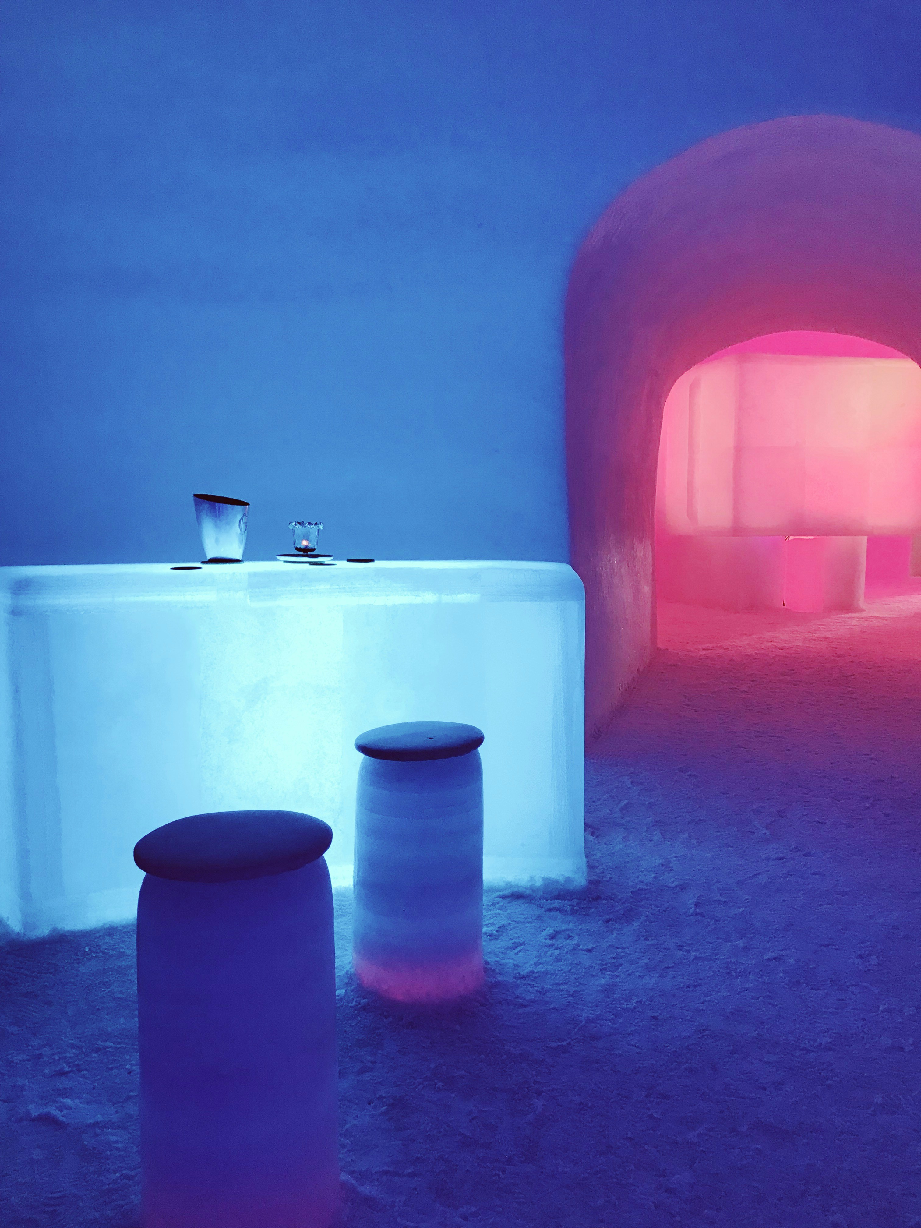 Photo by charlotablunarova