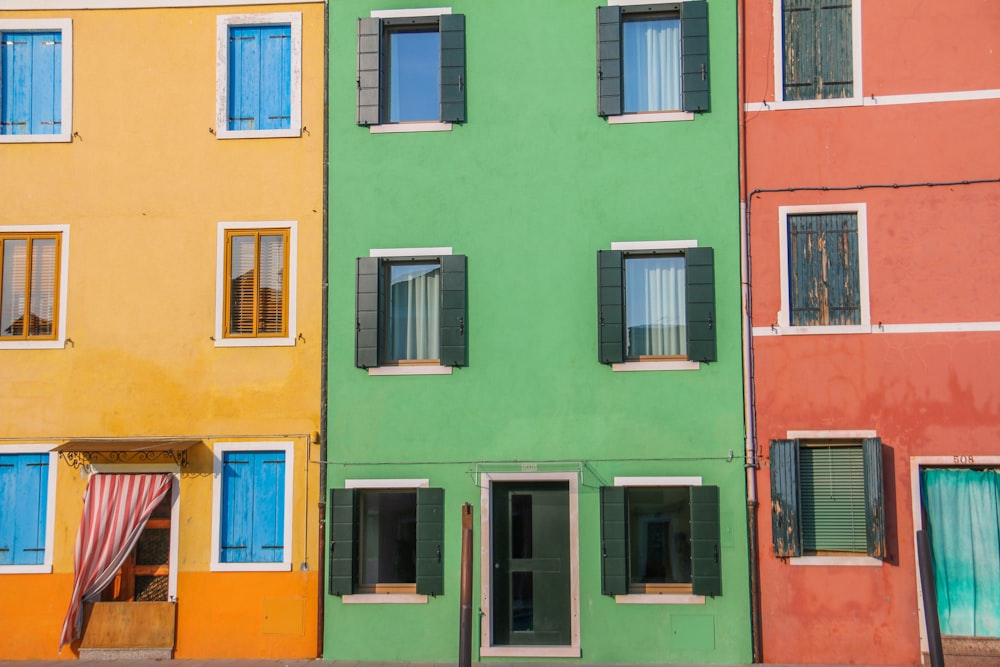 close up photo of colorful buildings