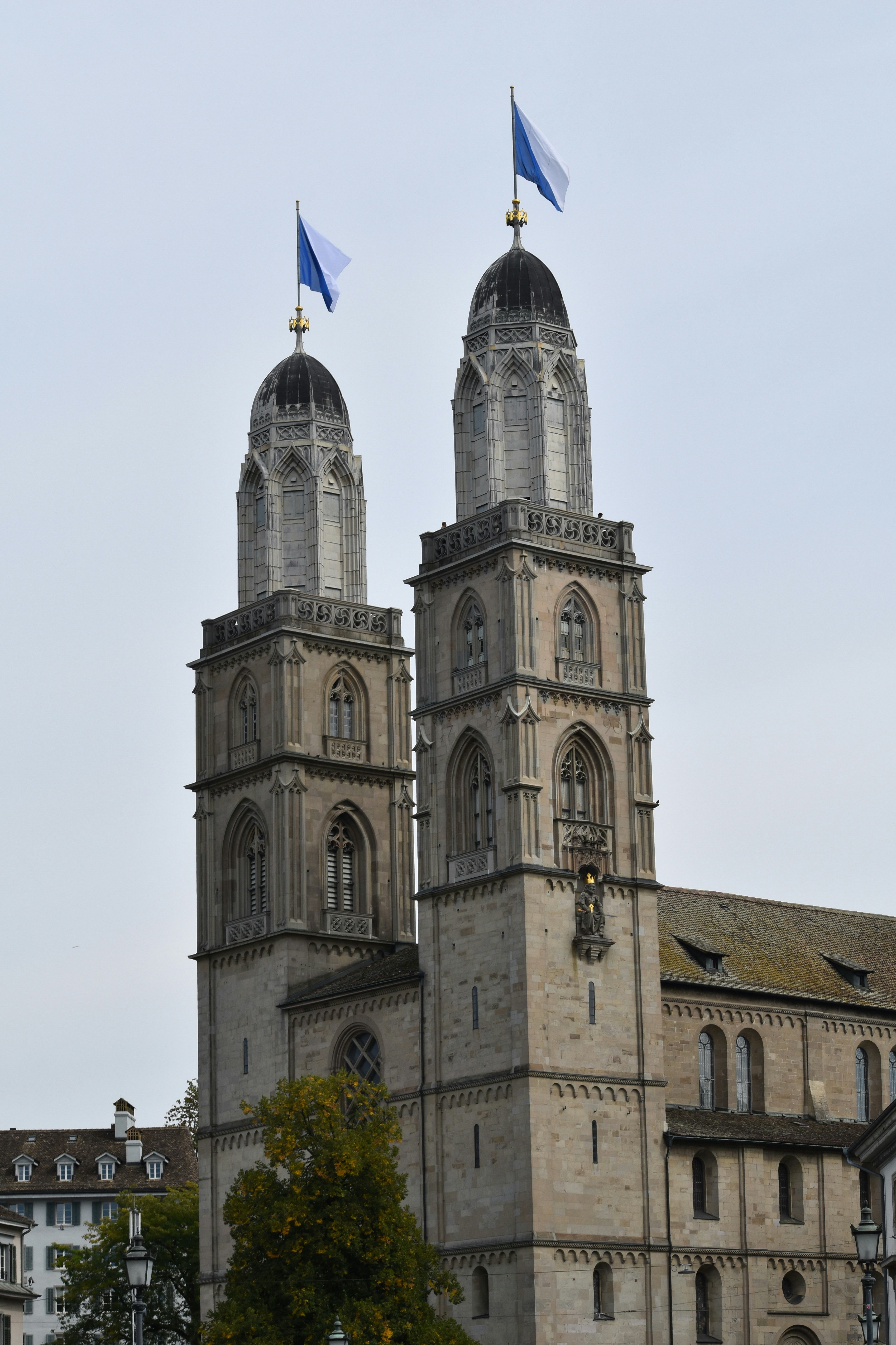 Cathedral Saint-Jean-Baptiste photo 2