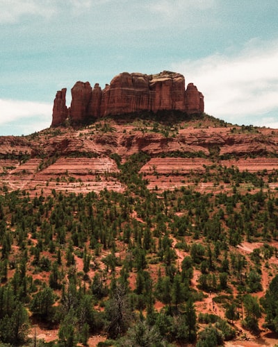 Cathedral Rock - から Back O Beyond Road, United States