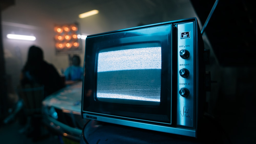 Old Tv Pictures Download Free Images On Unsplash