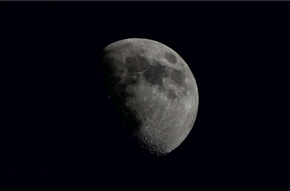 half moon during night