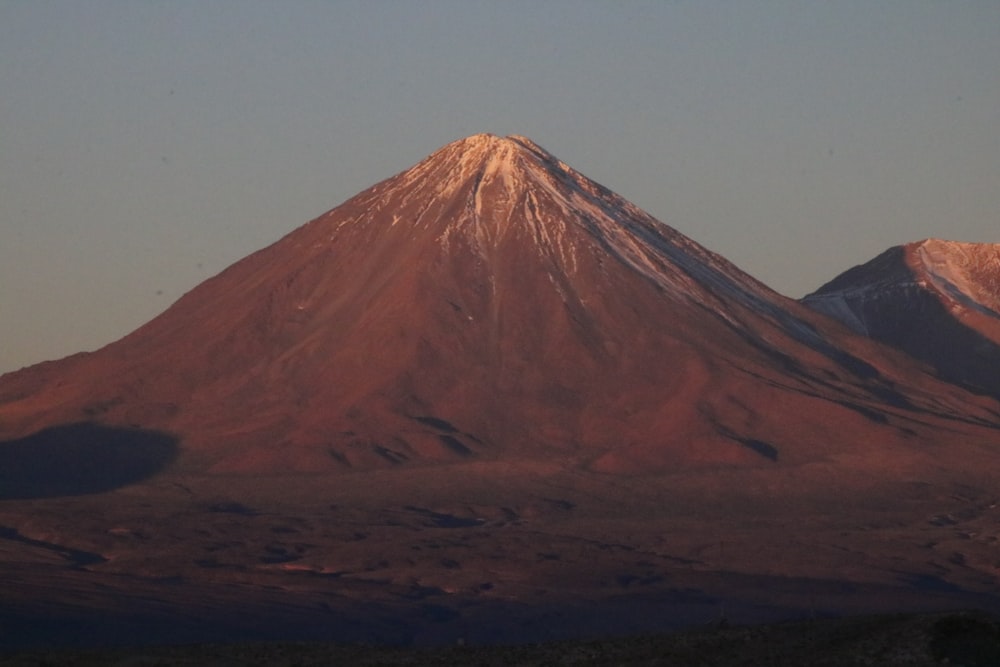 mountain during daytime