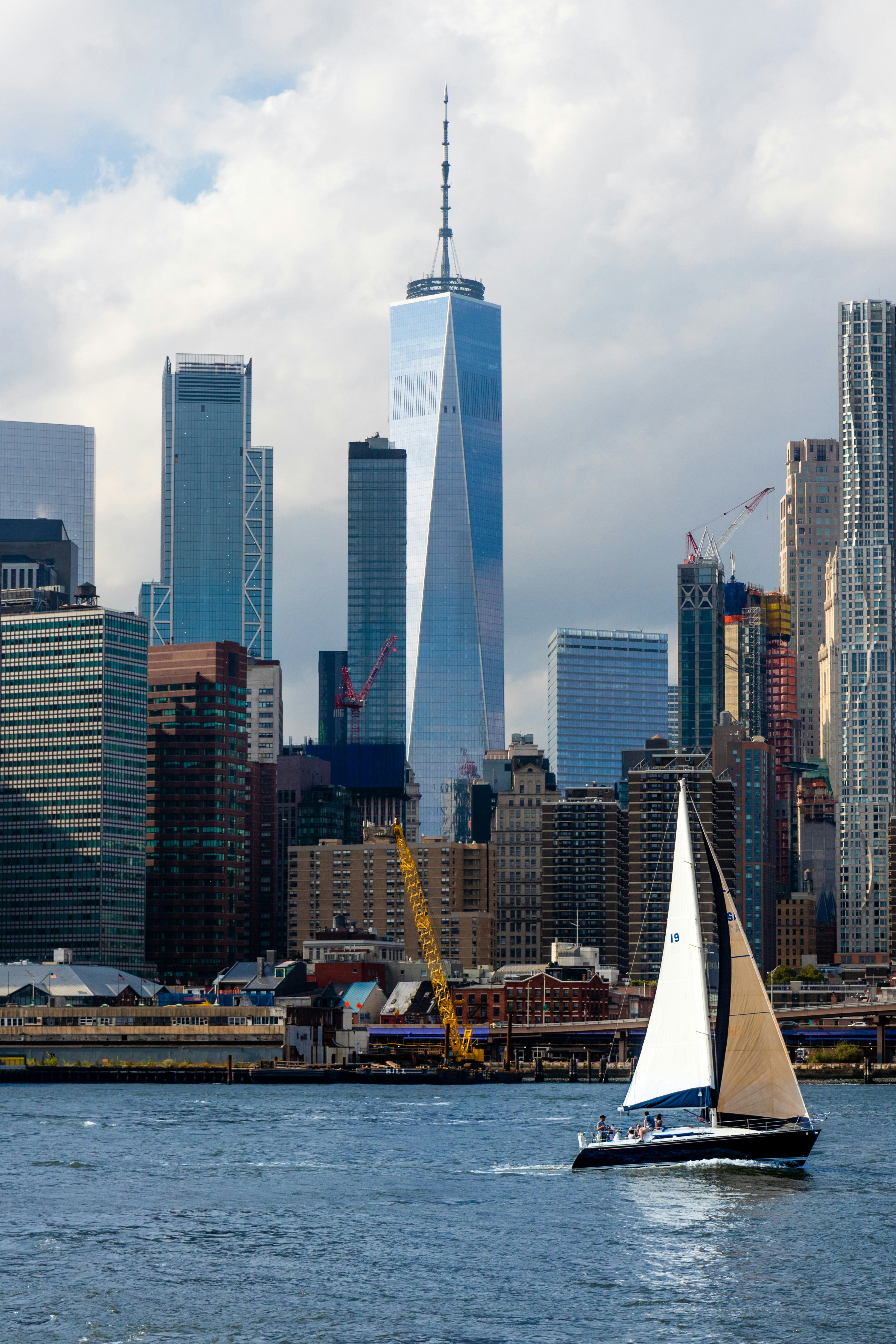 World Trade One seen from Brooklyn.