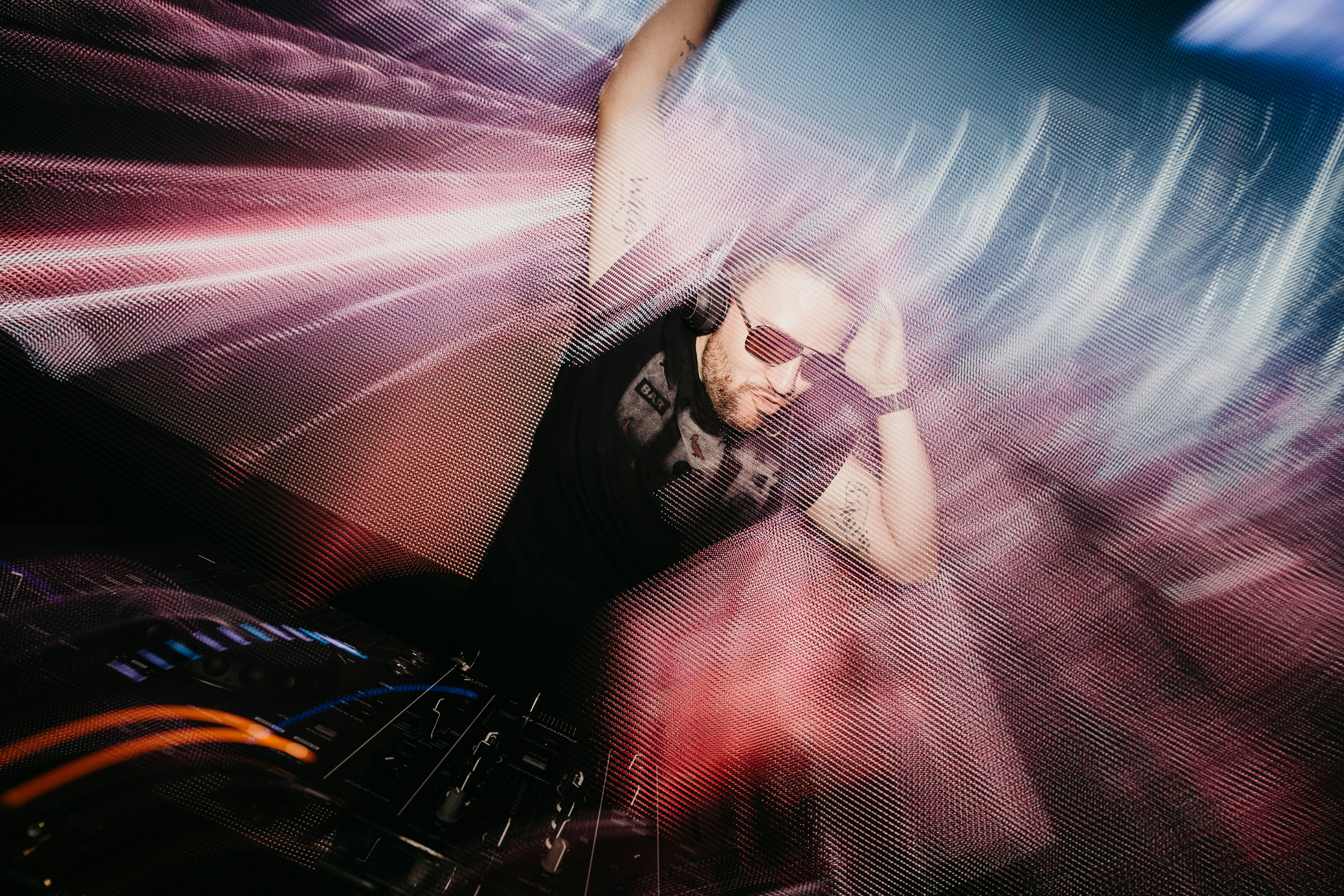 Image de Top 7 DJs melodic techno à Nantes pour une expérience immersive