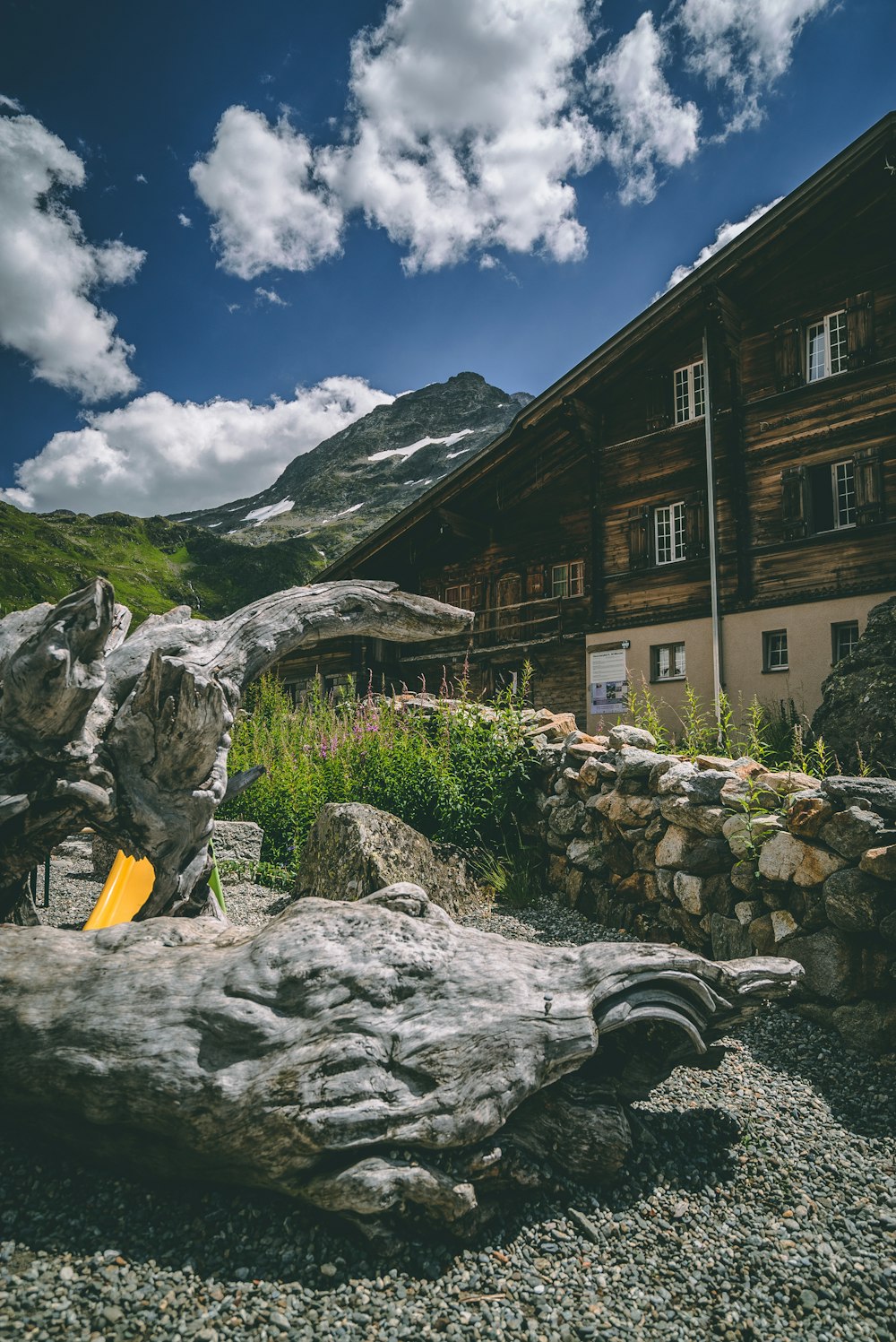 brown house near mountain