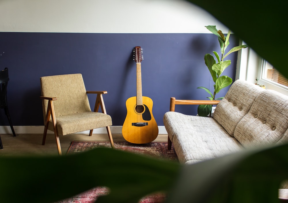 brown acoustic guitar