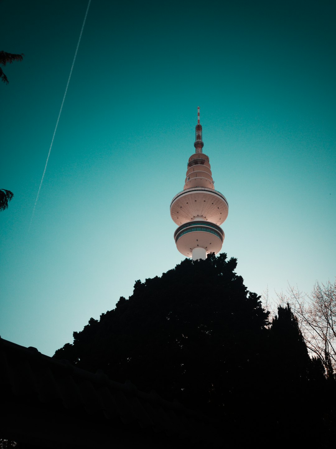 low angle photo of tower at daytime