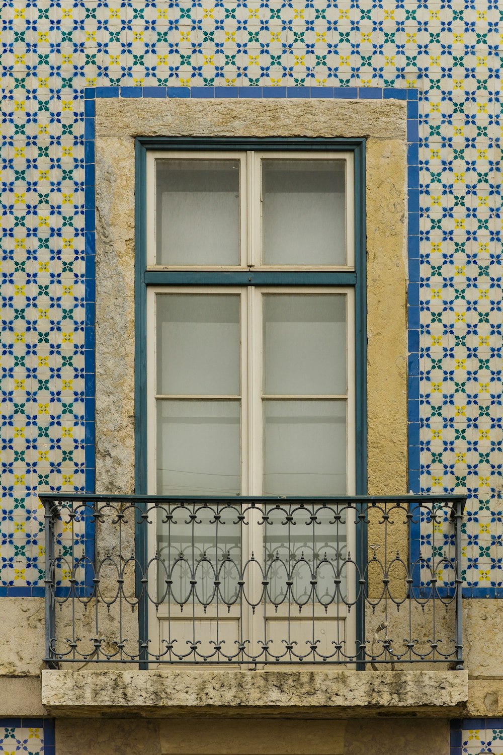 close window near veranda