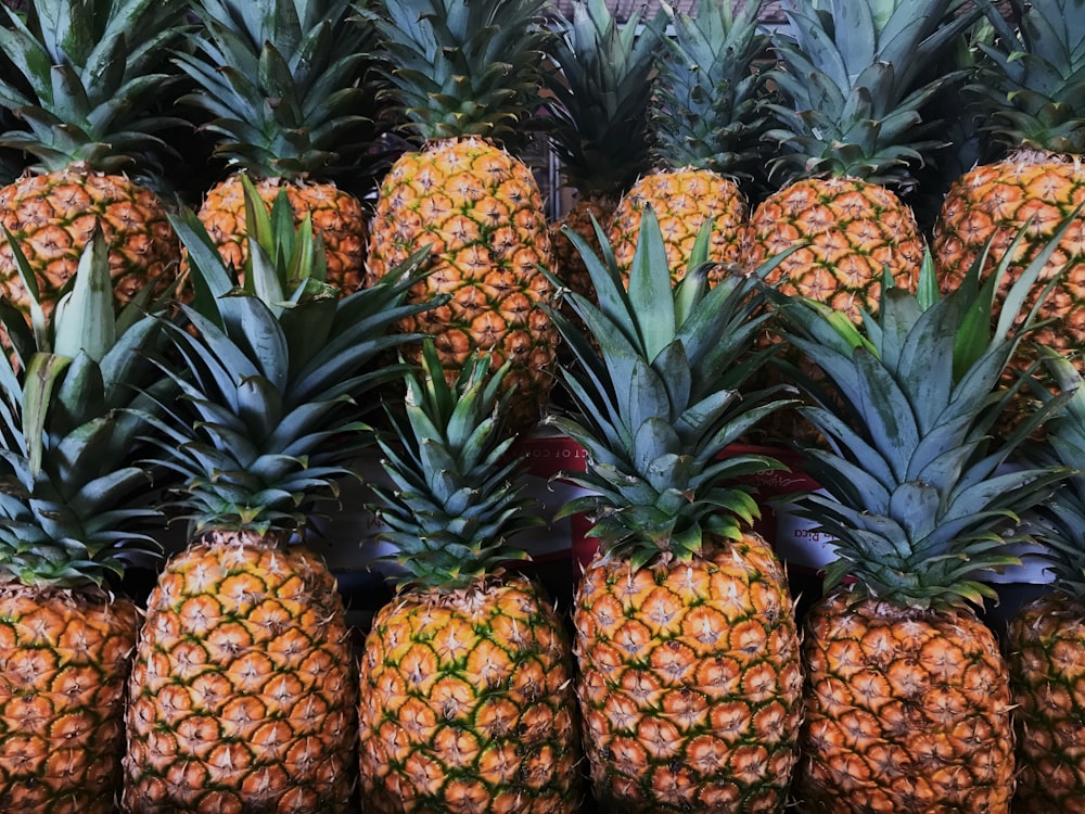 pineapple fruit lot