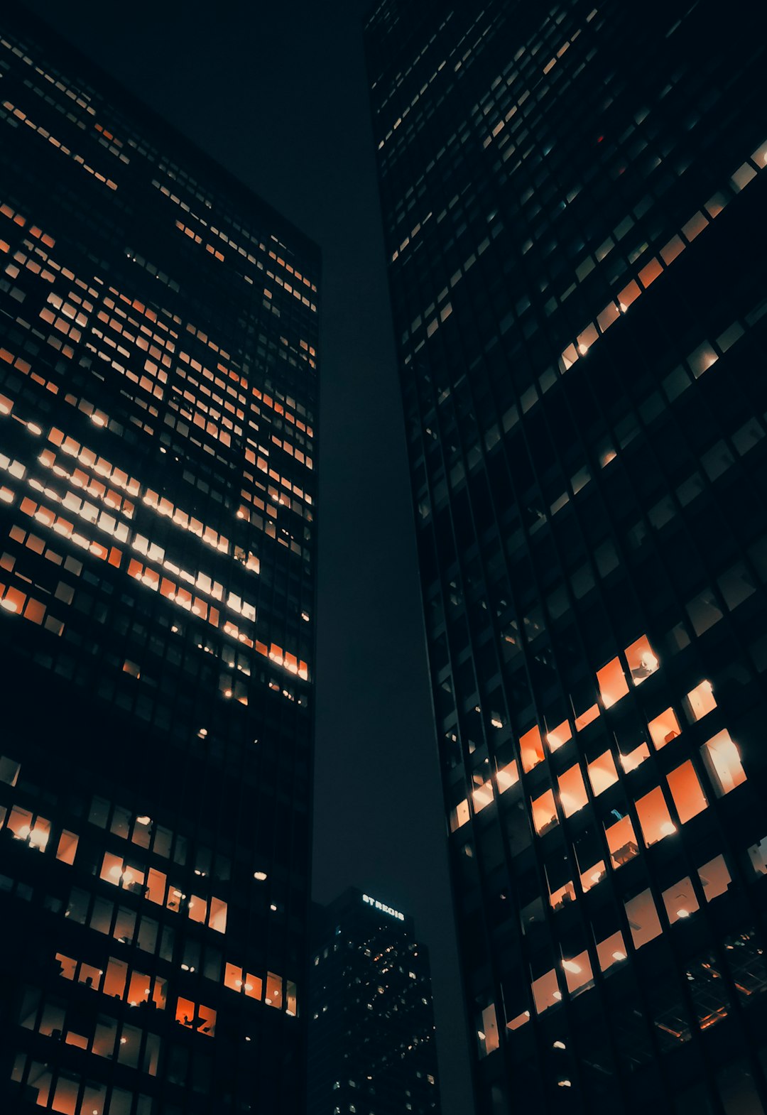 curtain wall building during nighttime photo – Free City Image on Unsplash