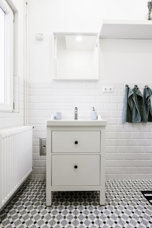 Cloison et mur prêts à recevoir le carrelage