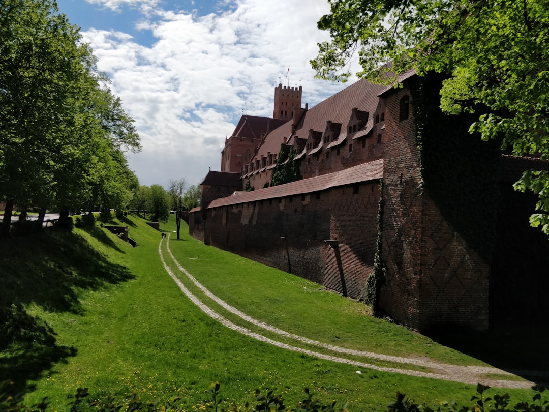 Landmark photo spot Starościńska 4 Golden Gate