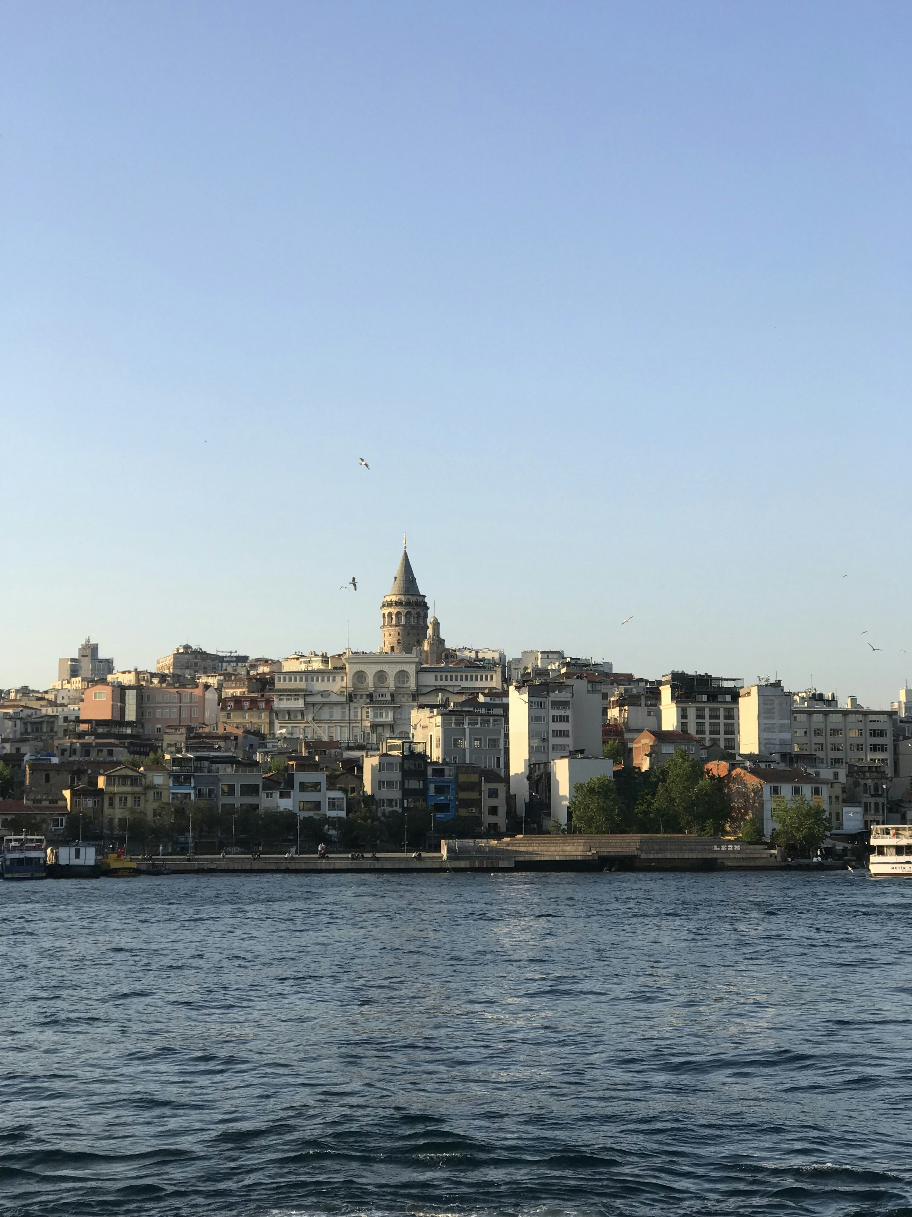 Photo by serhanbarci