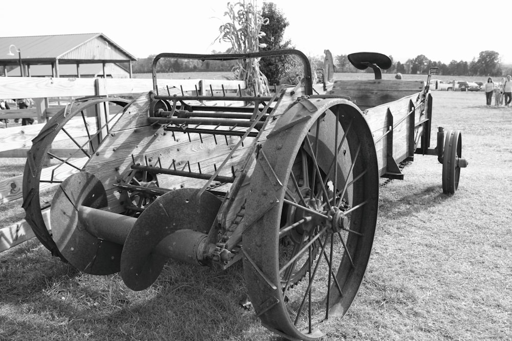 grayscale photo of carriage