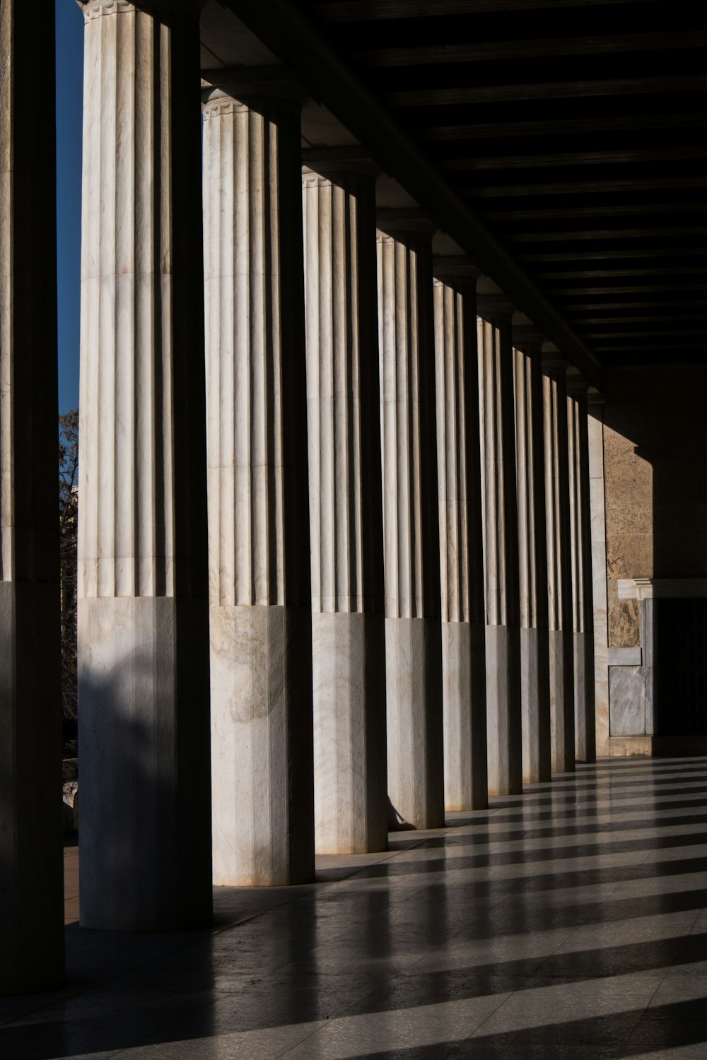 white concrete pillars
