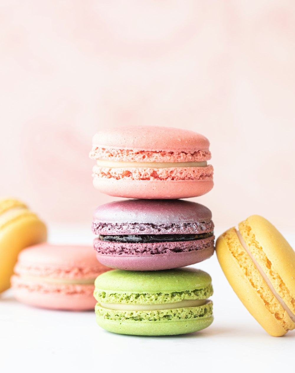 macarons na mesa