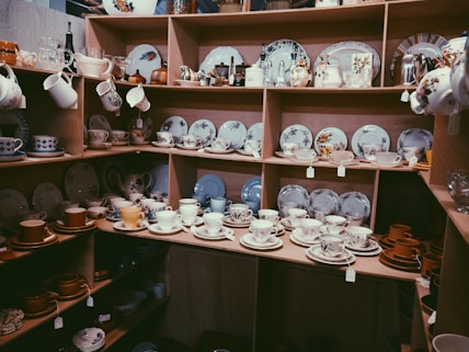 white ceramic plates