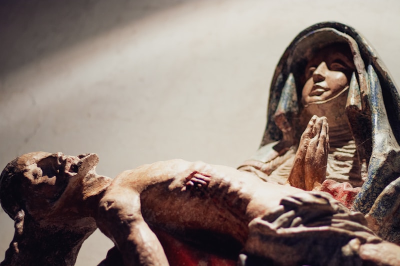 Mary and Jesus Christ figurine