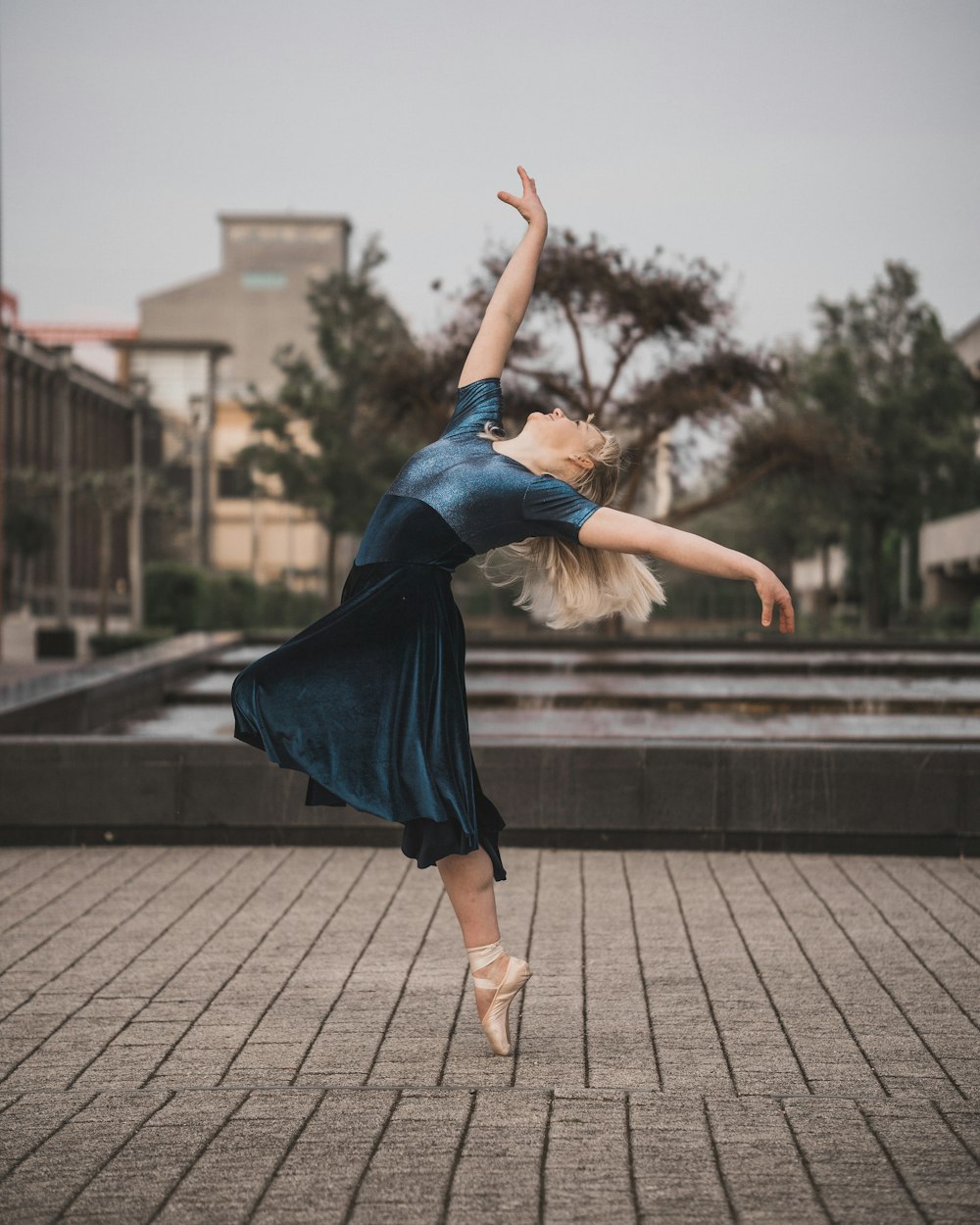 woman dancing ballet