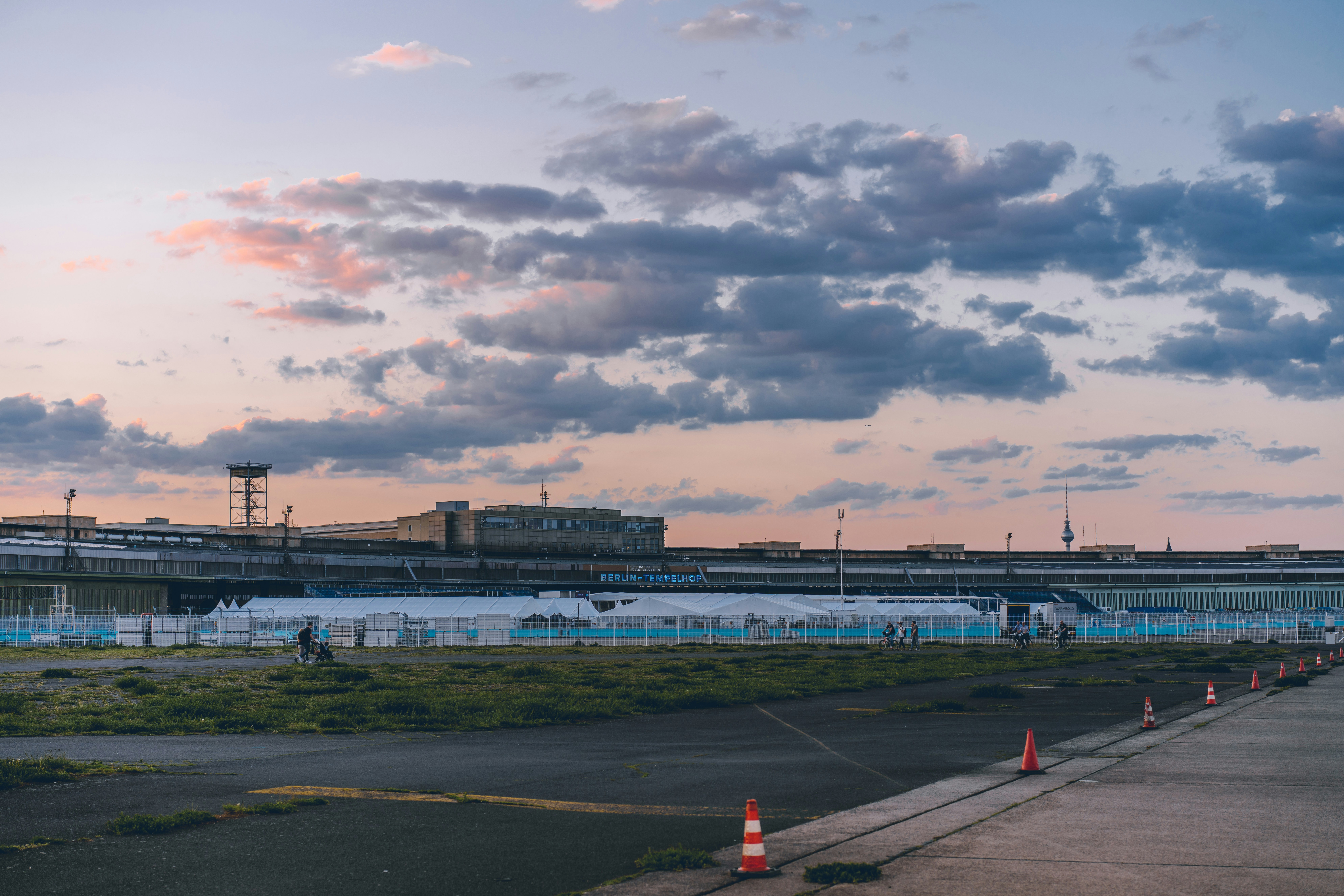 red traffic light on gray asphalt road during daytime, 