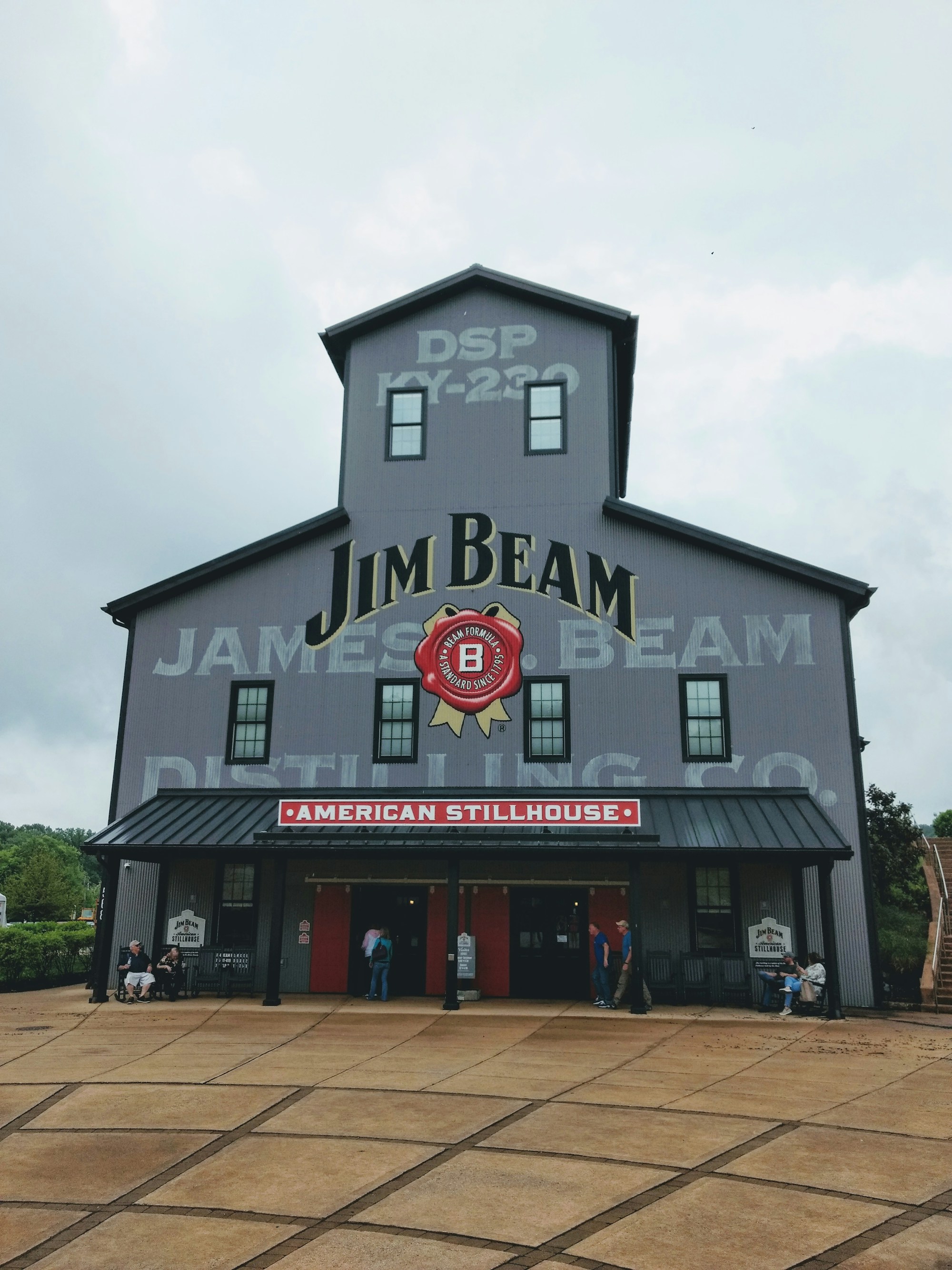 Exploring Clermont: Local Cuisine, Restaurants & Traditional Recipes