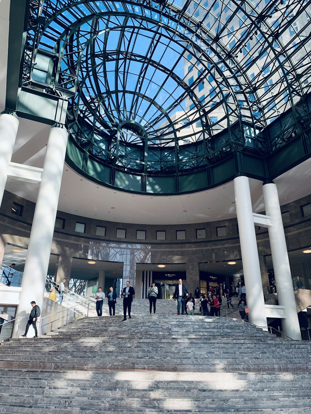 Menschen auf der Treppe