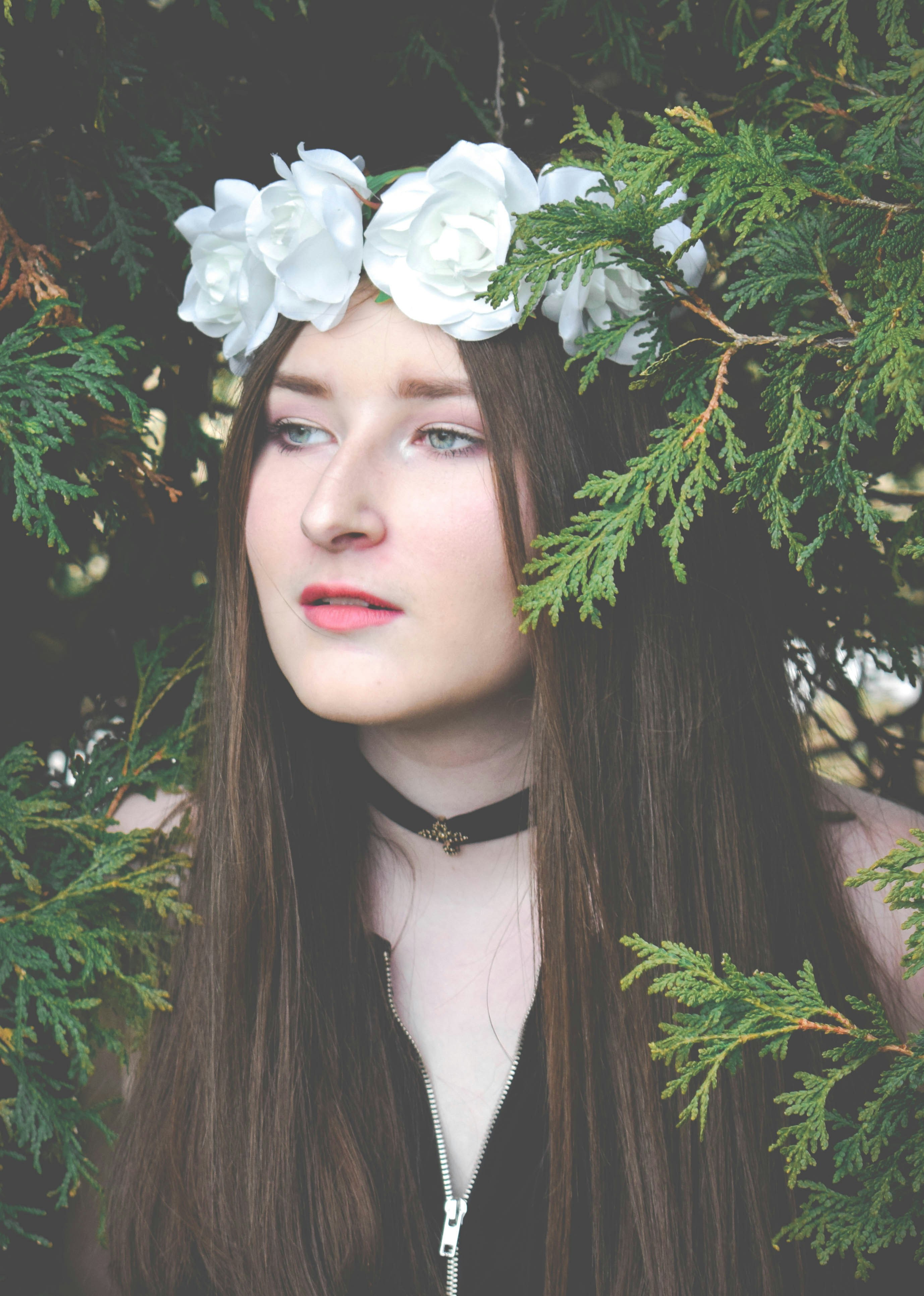 white flower headdress