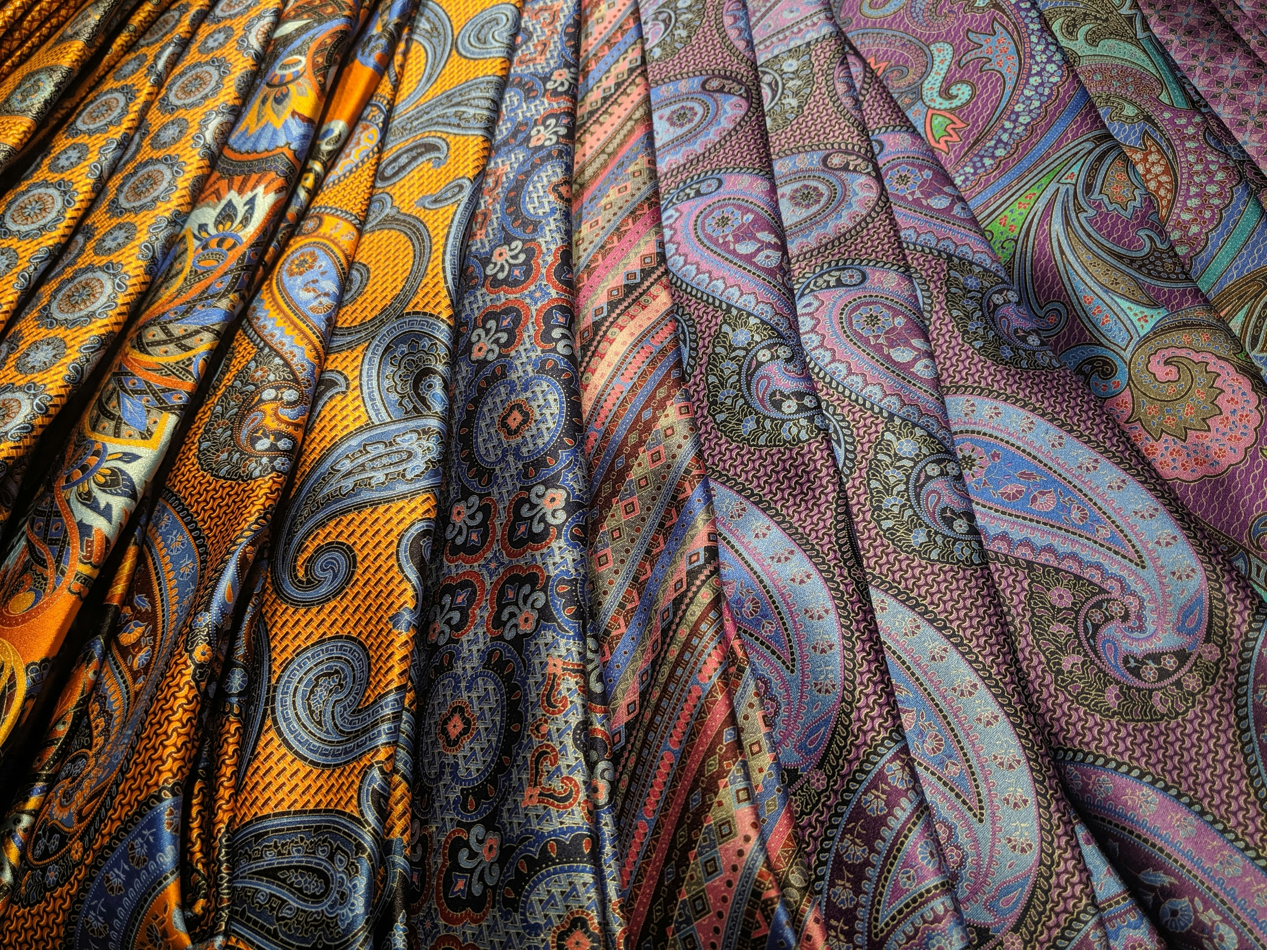 Textile Grammar: The Unspoken Language of Weaves