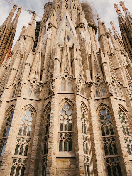 Sagrada Família: Gaudí's Unfinished Masterpiece