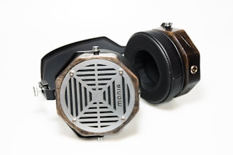 Vintage-style headphones with a retro design.