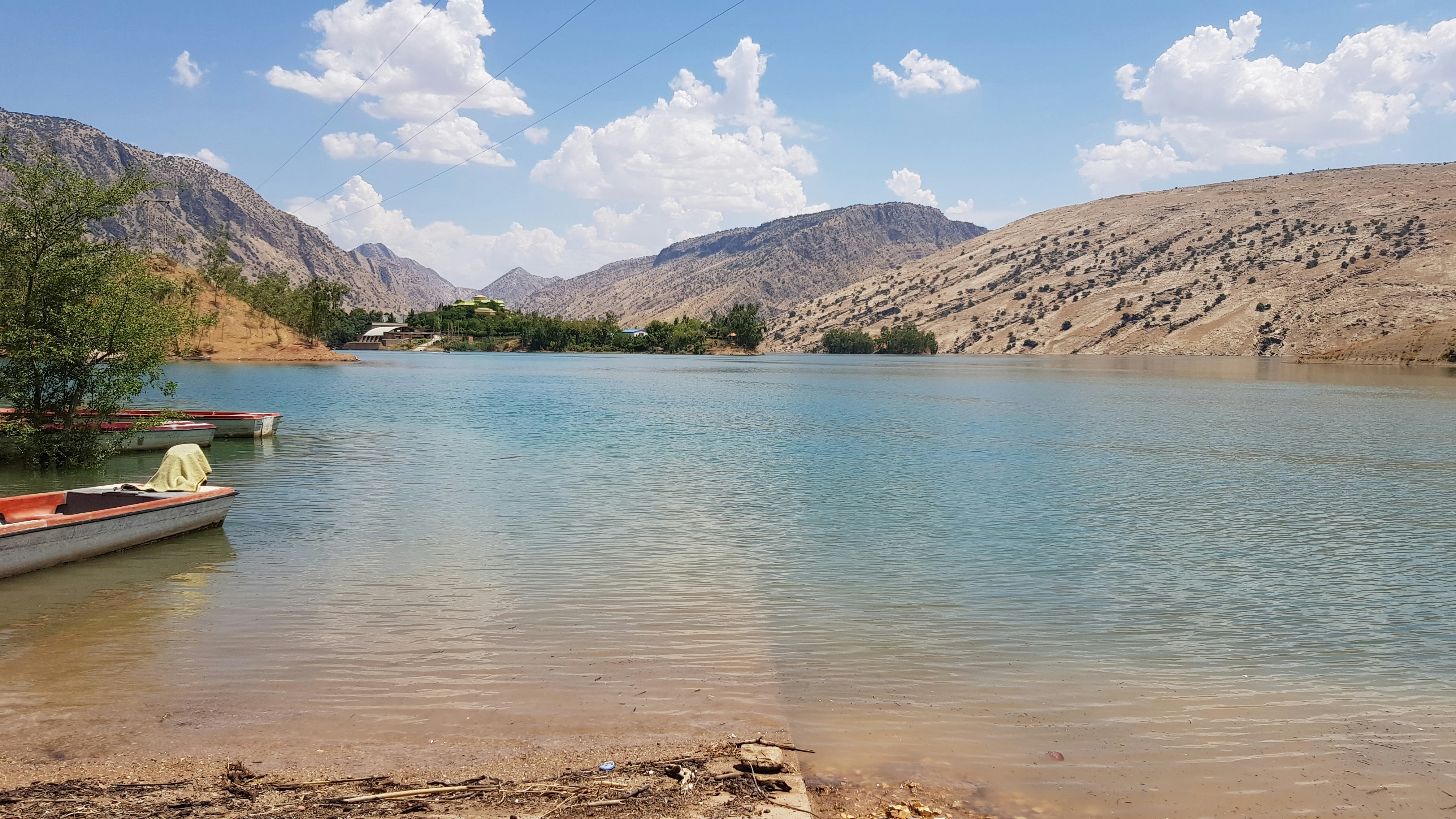 6 Hidden Lakes in Pakistan with Safety Features for Tourists