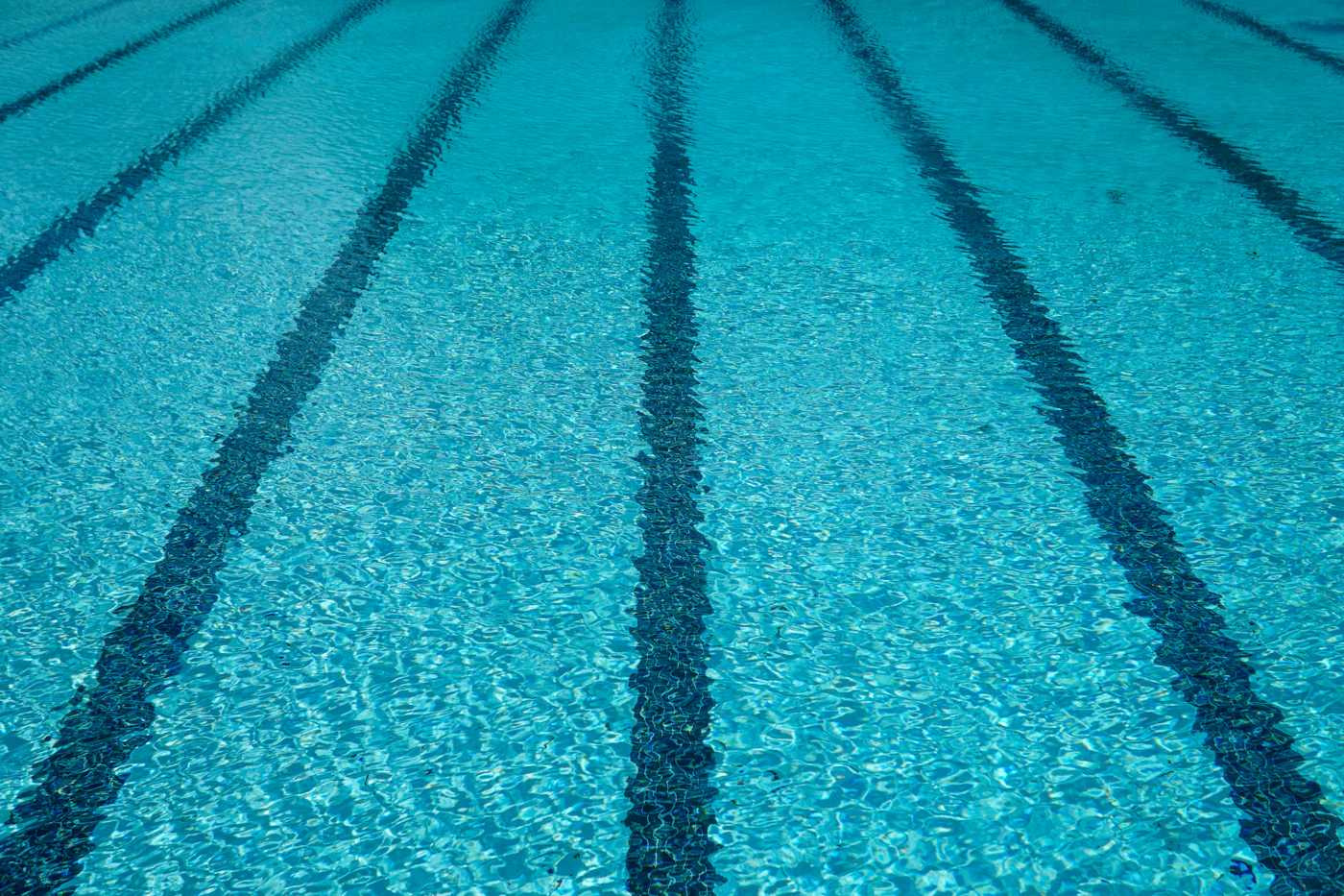 Piscina deportiva, vista aérea