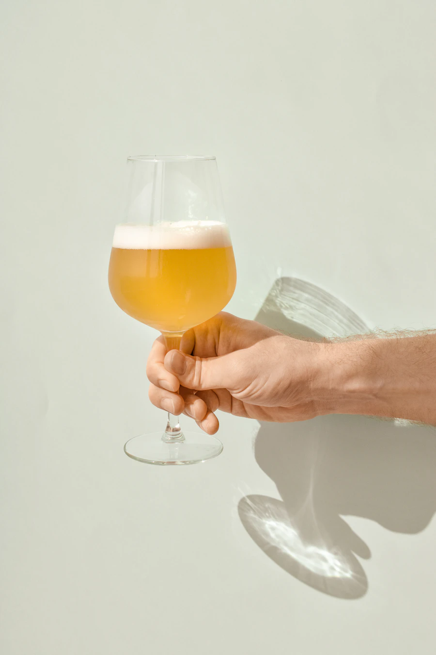 Minuman cider dalam gelas
