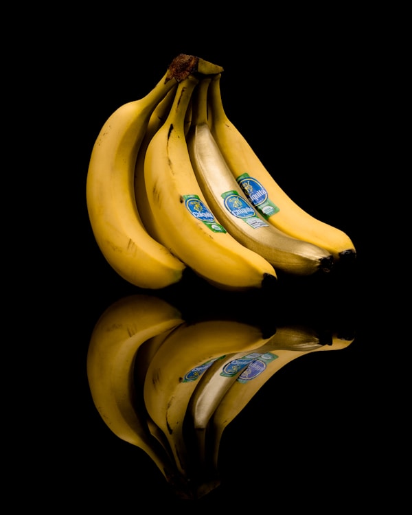 Four ripe bananas