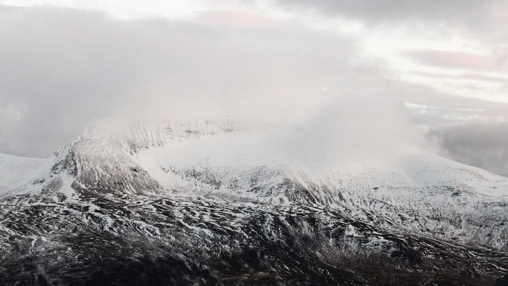 mountain filled with snow