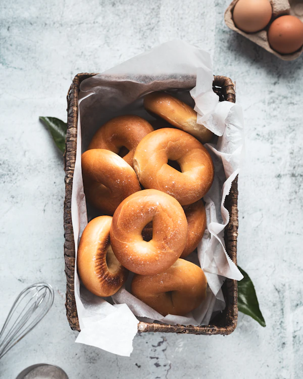 Bagel with cream cheese