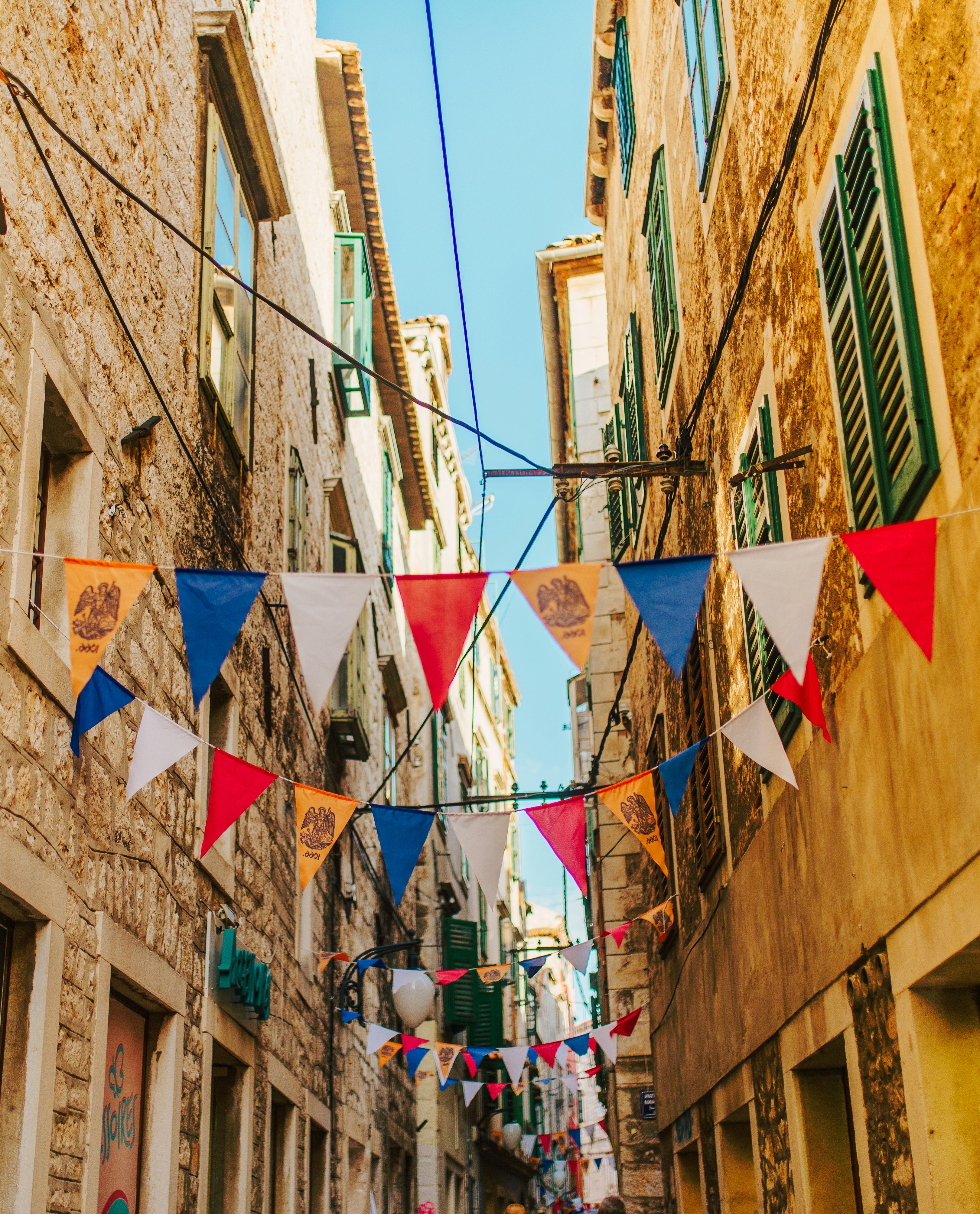 Photo by charlotablunarova