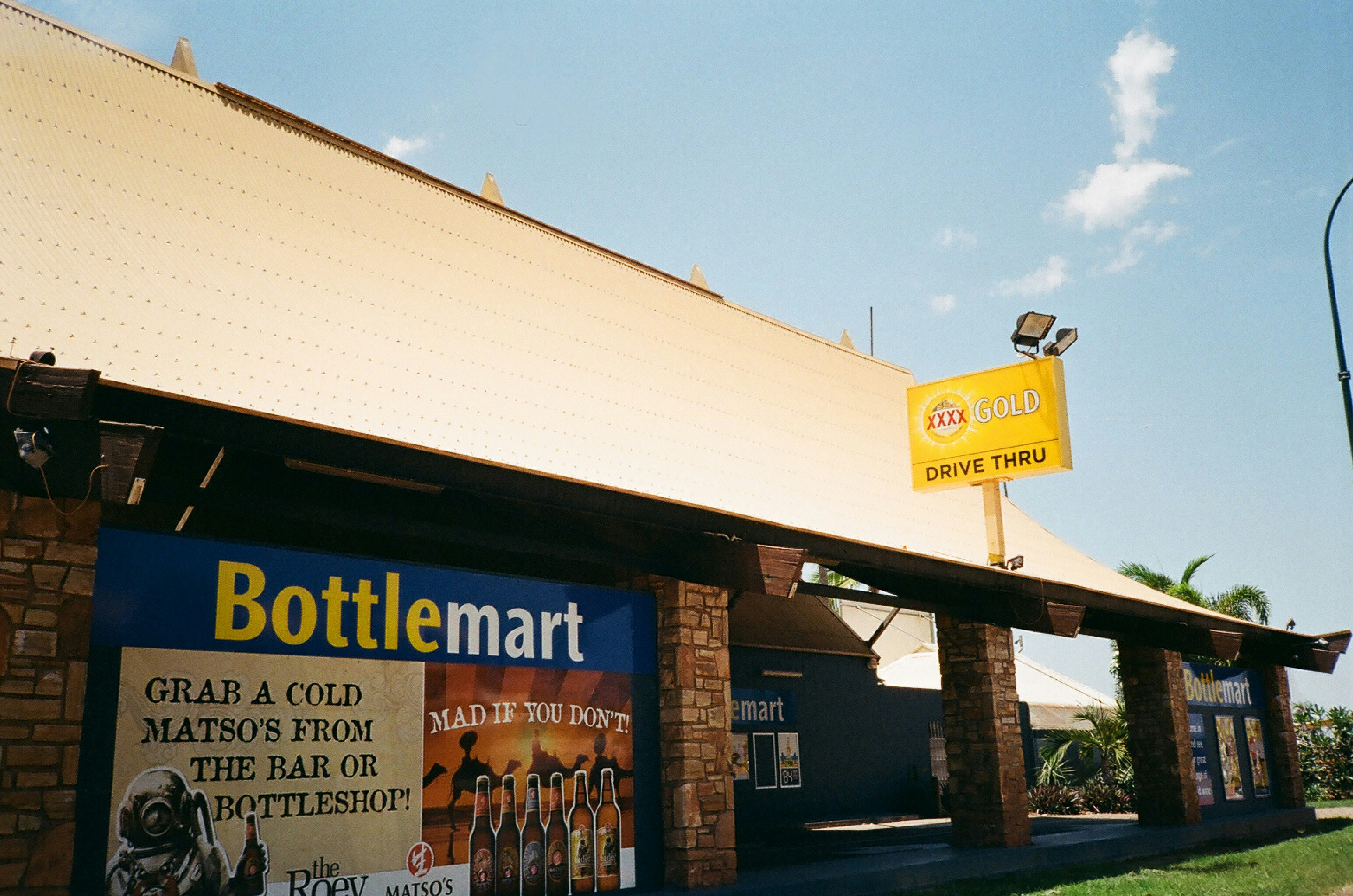 Bottlemart building