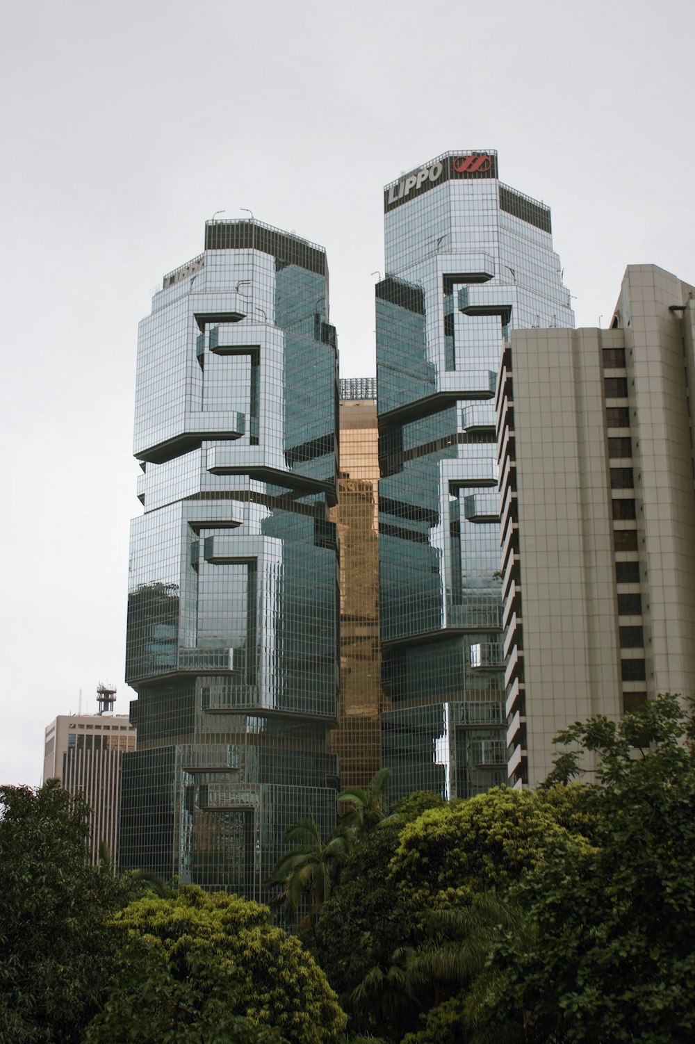 mirrored buildings during daytime