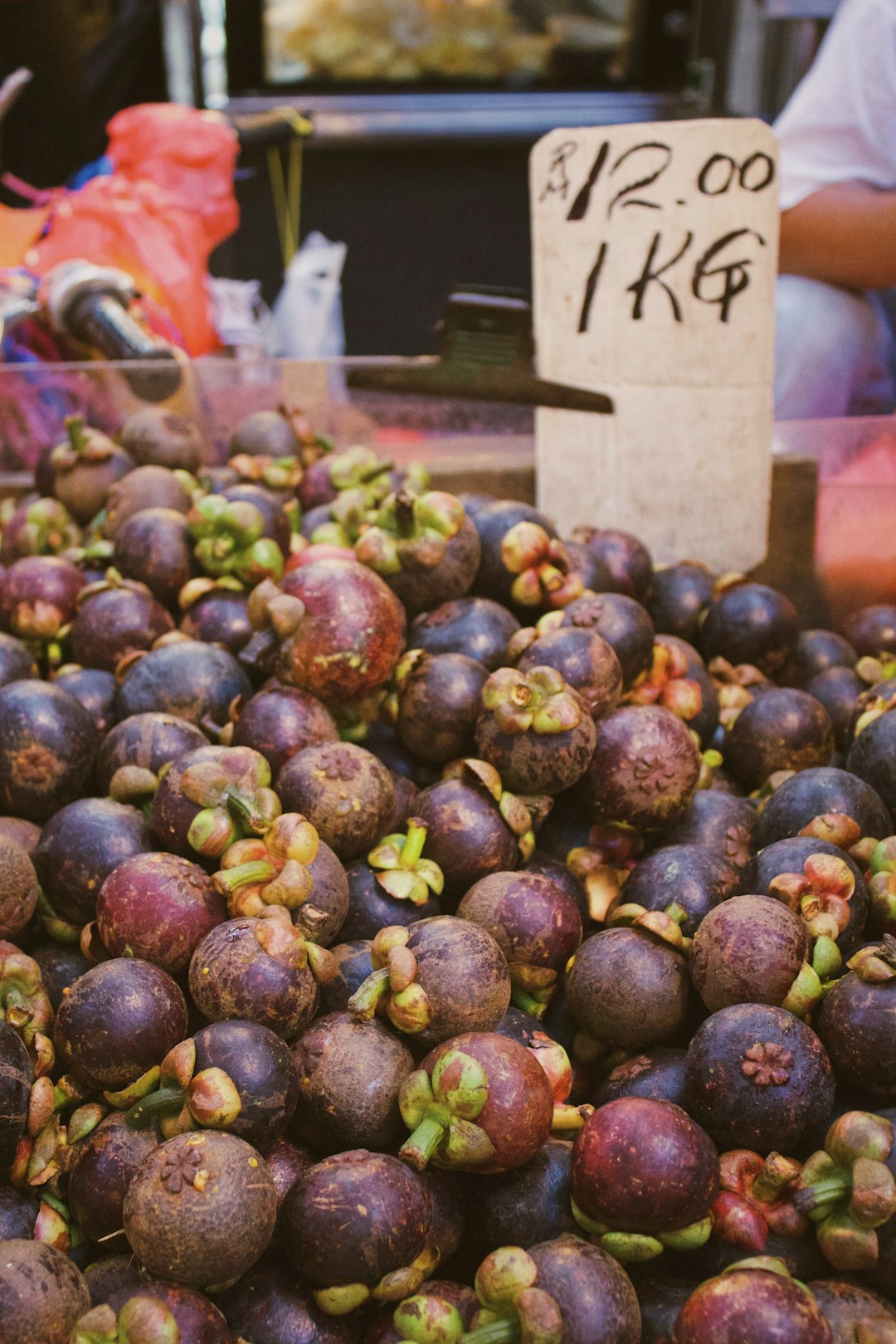 mangoosten fruits lot