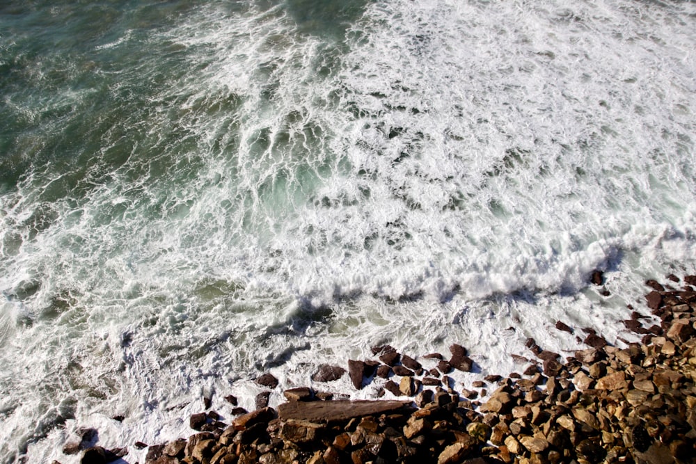 aerial photo of ocean waves