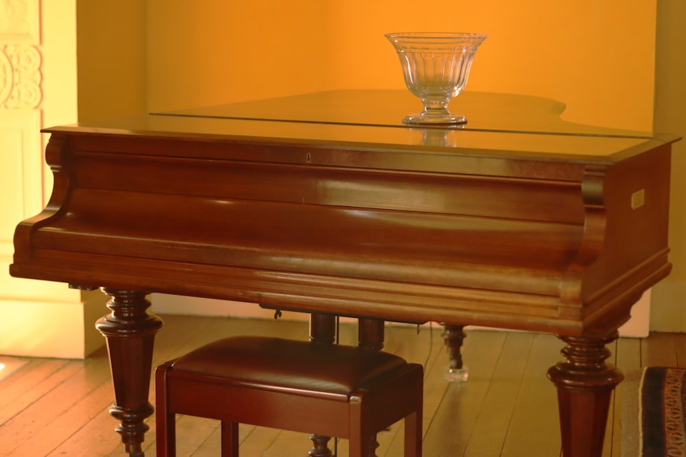 brown wooden piano