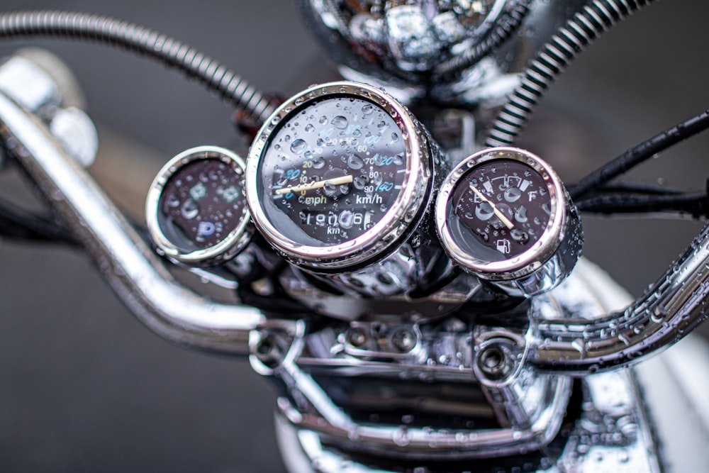 silver motorcycle instrument panel cluster